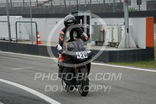 2024_06_28_PBK_21426 | Sportfotografie; SlowMotion; Video; Rennstrecke; Hafeneger; Speer; Racing; RSE; BMW; CBO; Trackday; Motorsportarena; Hockenheimring; Brno; Most; Barcelona; Valencia