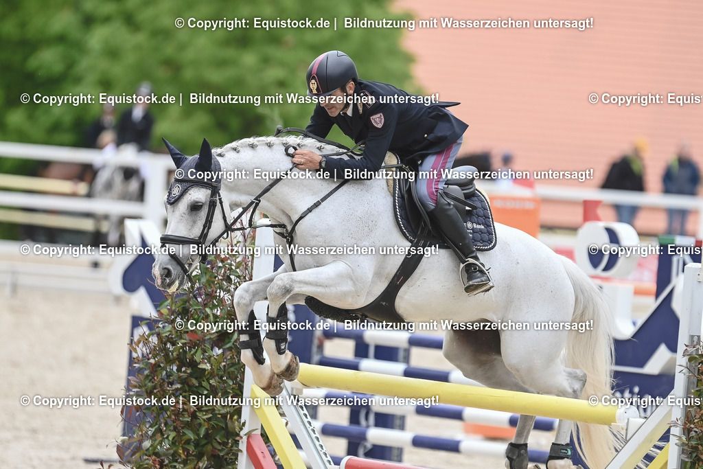 20230514_CCI4_Springen_0145 | equistock