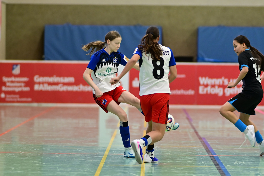 Fußball I Juniorinnen I Saison 2025-2026 I Hallenmasters U15+U17 | Der Sportfotograf. - Realisiert mit Pictrs.com