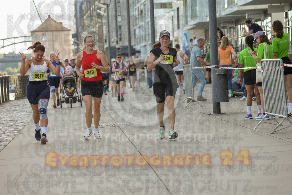250920_1453_EX1_8124 | Sportfotografie im Rhein-Sieg Kreis, Köln, Bonn, NRW, Rheinland Pfalz, Hessen, etc. Unser Tätigkeitsfeld umfasst den Laufsport vom Volkslauf über den Marathon, Duathlon, Triathon bis zum Ultralauf wie Kölnpfad Ultra oder Schindertrail.