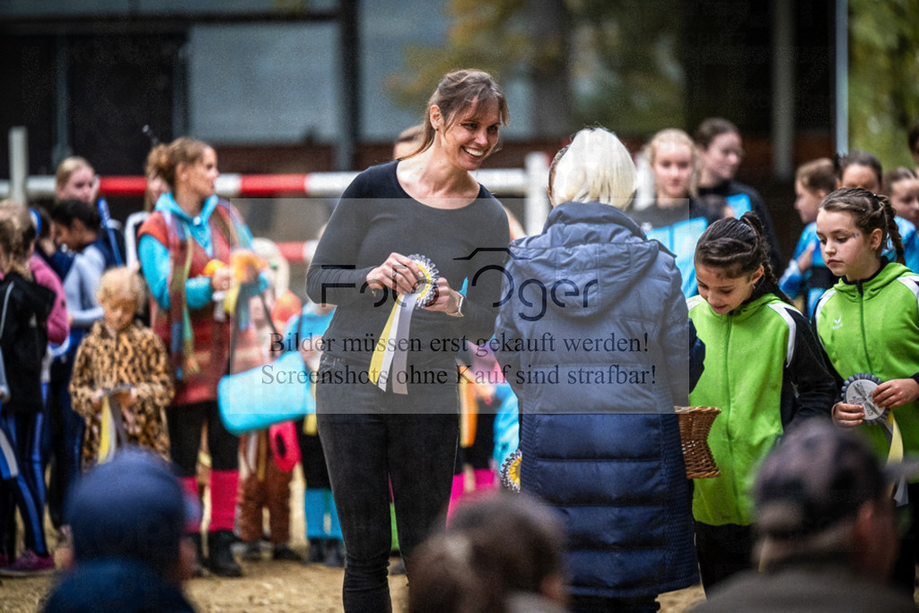 DOS_0322 | Entdecke hochwertige Reitturnierfotos von Foto Oger. Professionell, emotional und authentisch – jetzt Lieblingsmomente im Shop bestellen.Deutschlandweite Turnierfotografie. - Realisiert mit Pictrs.com