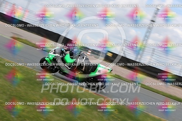 2016-07-01-PBK-2603 | Sportfotografie; SlowMotion; Video; Rennstrecke; Hafeneger; RSE; Speer; Trackday; Motorsportarena; Hockenheimring; Brno; Most; Barcelona; Valencia, Benny; Kaetzmer;