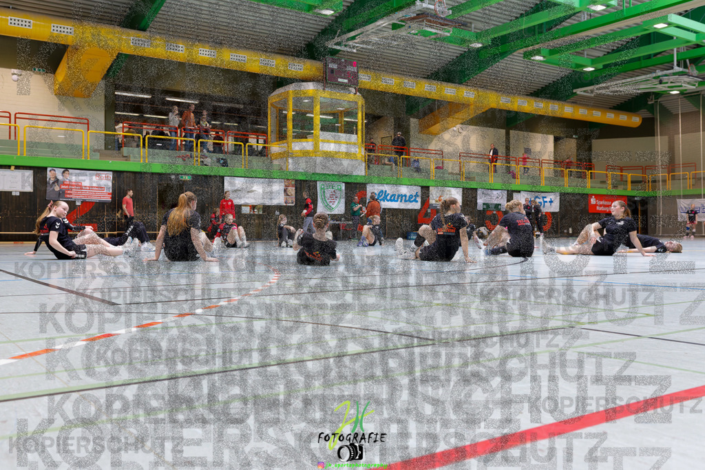 Hessenmeisterschaft wJC - Spiel um Platz 3; TuS Kriftel - SG Schenklengsfeld | Hessenmeisterschaft wJC - Spiel um Platz 3; TuS Kriftel - SG Schenklengsfeld am 22.03.2025 in Biedenkopf (Sporthalle Lahntalschule)Photo © 2025 - Jörg Heinrich - Realisiert mit Pictrs.com