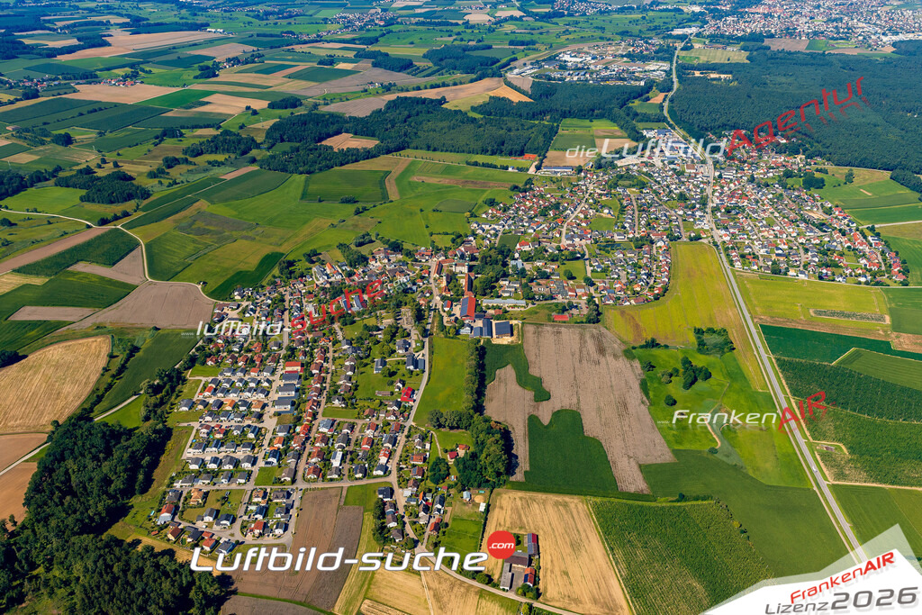 Schöne Luftaufnahme Offenstetten Abensberg - Die Luftaufnahme wurde 2025 vom Flugzeug heraus erstellt ( keine Drohne ) - Hochauflösende Luftaufnahme - für professionelle Ausdrucke geeignet. Die Geschenkidee !Mit Lizenz und Bildrechte bestellbar