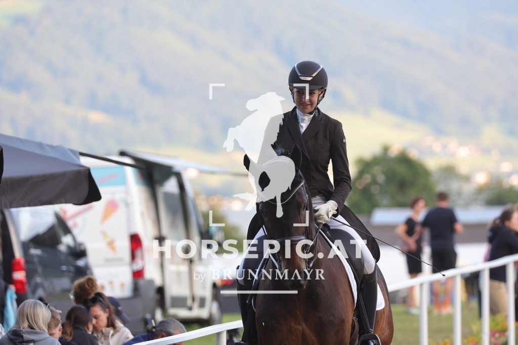 0P6A3706 | Willkommen bei Brunnmayr - Design & Fotografie – Ihrem Spezialisten für Reitturniere und Pferdeveranstaltungen in Oberösterreich, Salzburg und Bayern! Seit über 17 Jahren sind wir leidenschaftlich dabei.