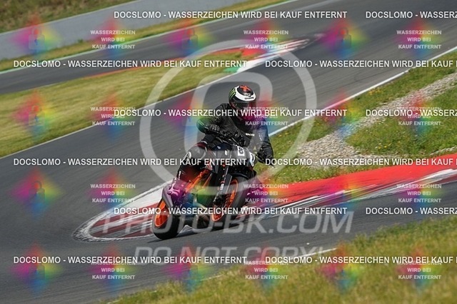 2025_05_31_PBK_35687 | Sportfotografie; SlowMotion; Video; Rennstrecke; Hafeneger; RSE; Speer; Trackday; Motorsportarena; Hockenheimring; Brno; Most; Barcelona; Valencia, Benny; Kaetzmer;
