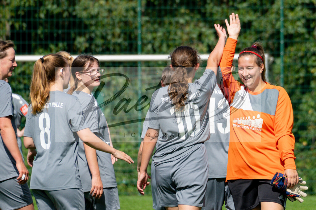 20260906_RULSVK_0592 | Fußball, Frauen:   beim Spiel der Kreisliga zwischen SG Rulle/Haste vs. SV Kettenkamp am 06.09.2026 im Stavermann-Sportpark in Rulle/Wallenhorst, Deutschland.(Foto von Nico Paetzel) - Realisiert mit Pictrs.com