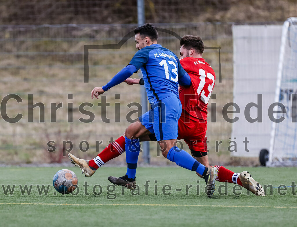 2024-02-24_079_FC_Langengeisling_gegen_FC_Walkertshofen | Erding, Deutschland, 24.02.2024:
Fußball, Bezirksliga Oberbayern Ost 2023 / 2024, Testspiel, FC Langengeisling gegen FC Walkertshofen, Endergebnis: 5:3

Maximilian Hintermaier (FC Langengeisling, #13), Christopher Börner (FC Walkertshofen, #13)

Foto: Christian Riedel / fotografie-riedel.net