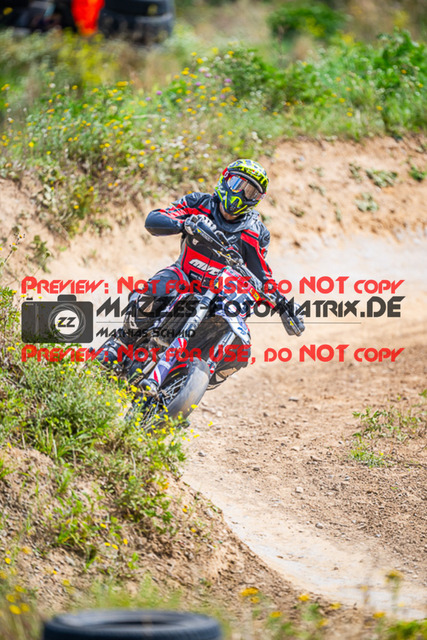 MaZZes_FotoMatrix_230812_9939 | UE40