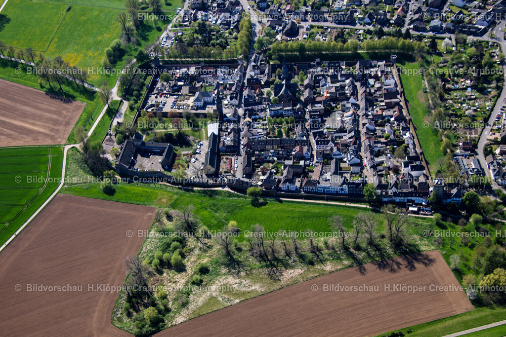 Zons am Rhein-2311 | Luftbilder und Luftbildfotografie , Digital und Printbilder auf Leinwand , Alu Dibond , Acrylglas , Poster oder Download-Datei für private und gewerbliche Verwendung im Shop online bestellen. - Realisiert mit Pictrs.com