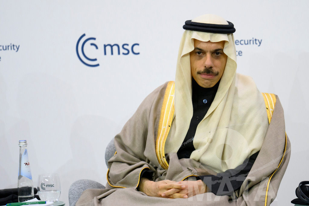 _DWA5010 | MATA IndoCon - Realisiert mit Pictrs.com