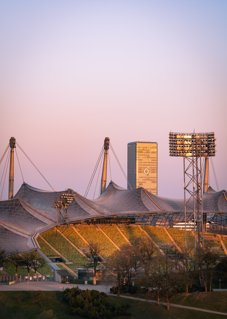 Olympiapark München Olympiastadion Sonnenaufgang | Werke aus schönen Landschaften entsprungen, Momente wie traumhafte Sonnenaufgänge und Sonnenuntergänge, Erinnerungen aus den besten Perspektiven von  schönen Orten - Realisiert mit Pictrs.com