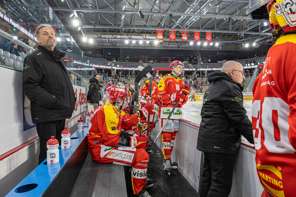 U20 EHCB vs GCK Lions Finale-32 | Sportbilder, Sportfotograf, Hochzeits- und Eventfotografin, Flugshows, Portraits und Tiershooting, Aviation, Downhill, Nationalleague, Swissleague, International