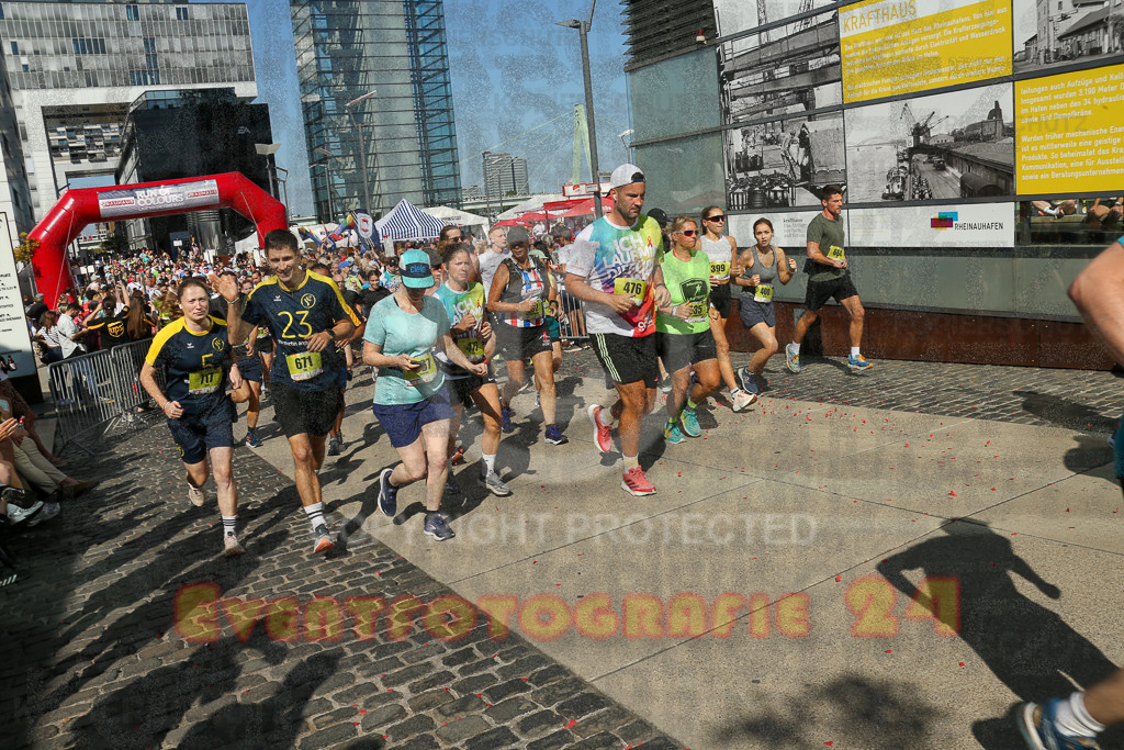 240921_1430_EX1_3729 | Sportfotografie im Rhein-Sieg Kreis, Köln, Bonn, NRW, Rheinland Pfalz, Hessen, etc. Unser Tätigkeitsfeld umfasst den Laufsport vom Volkslauf über den Marathon, Duathlon, Triathon bis zum Ultralauf wie Kölnpfad Ultra oder Schindertrail.