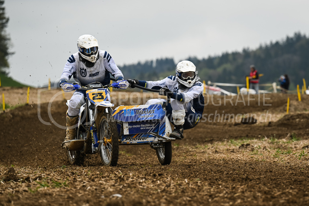 Motocross Schlatt bei Winterthur - 30. April 2023 | #23 Bueeler Markus / Bueeler Armin aus Oberarth (CH) auf WSP Husqvarna 450 in der Kategorie Seitenwagen am Motocross Schlatt bei Winterthur, 30. April 2023. 
Instagram: @mx_schlatt | @mc_wila | @sam_schweiz
Bild: Sportfotografie Markus Aeschimann | www.markus-aeschimann.ch - Realisiert mit Pictrs.com