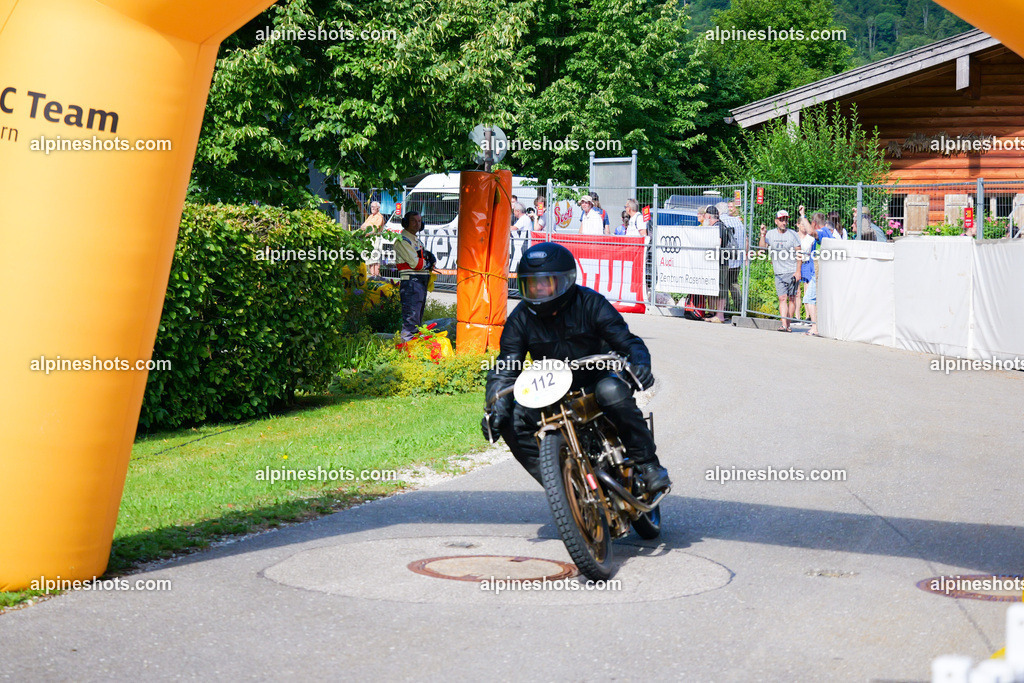 P1026003 | Erleben Sie atemberaubende, hochqualitative Fotos Ihrer Fahrt entlang der malerischen Alpenstraßen. Besuchen Sie alpineshots.com, um professionelle Aufnahmen Ihrer unvergesslichen Reise zu finden und zu kaufen - Realisiert mit Pictrs.com
