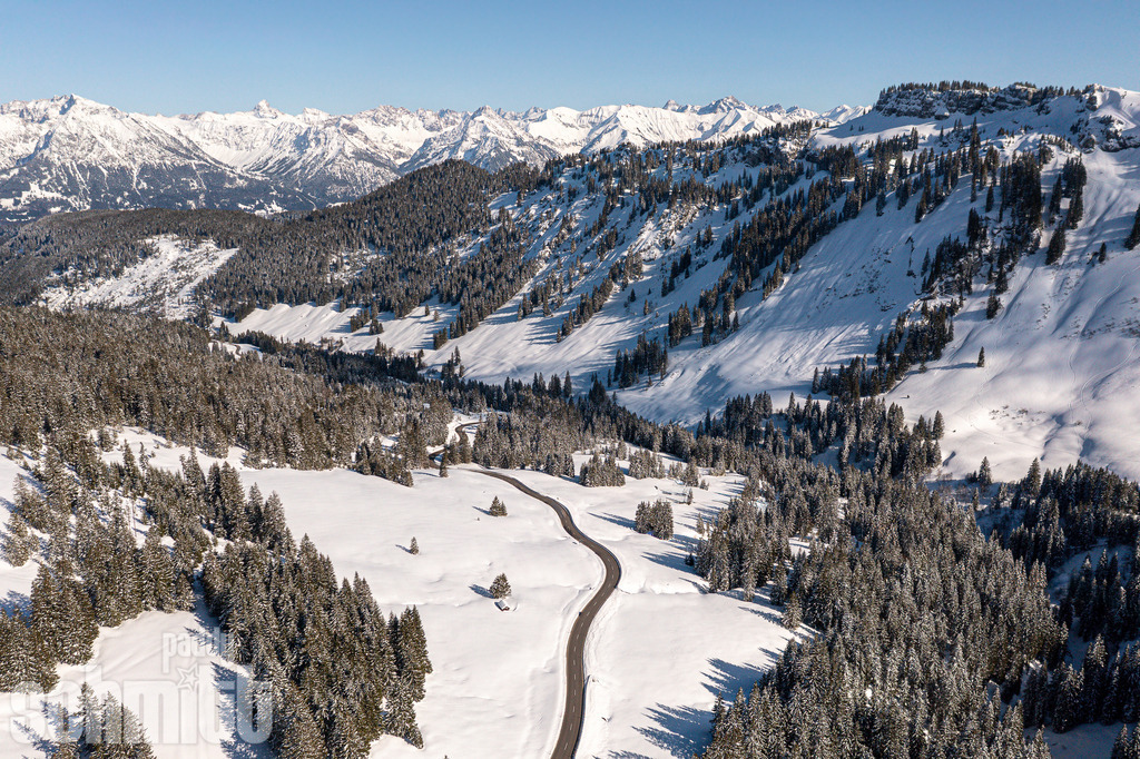 PS-Winter-2026-86 | Entdecke die größte Bildgalerie der Region mit Fotografien aus dem Allgäu, der Bodenseeregion, Oberschwaben, dem Donautal und der Schwäbischen Alb. Landschaften, Luftaufnahmen und Reisefotografie als Wandbild und Fotokunst. - Realisiert mit Pictrs.com