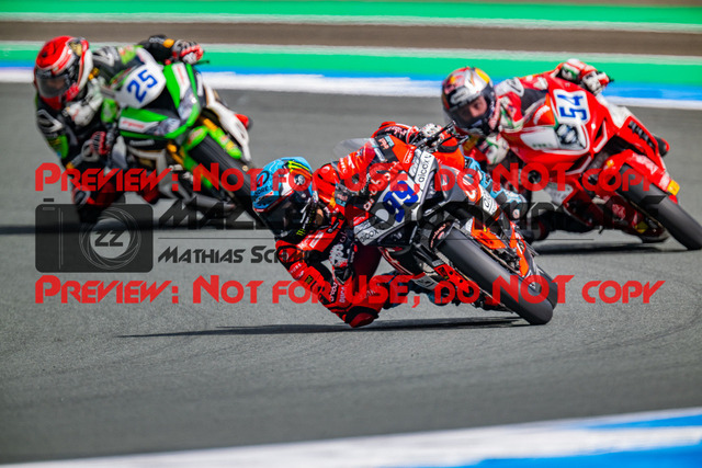 MaZZes_FotoMatrix_240420_6007705_4577 | SSP600