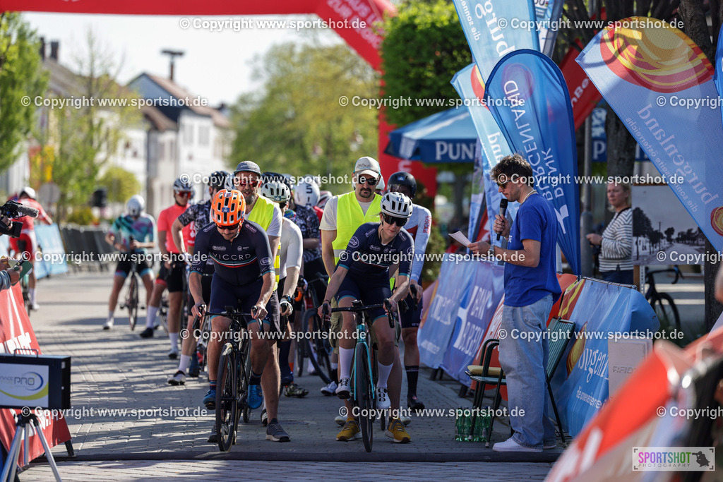 178_VJ__5737 | Neusiedlersee Radmarathon 2026@sportshot_your_pictrs #yourpictures#roadtowm2029 #nrm #neusiedlerseeradmarathon #neusiedlersee #neusiedlerseetourismus #burgenland #mörbisch #nrm26 #burgenlandtourismus #voglundco #poweredbyburgenlandtourismus #radsport #rad #marathon #ucigranfondo #visitburgenland #ucigranfondoworldseries