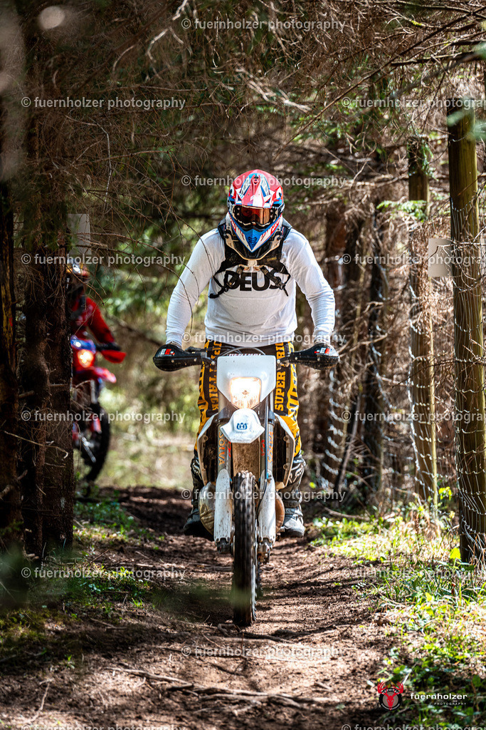 fuernholzer_250501-C2-364 | Fotografische Impressionen von der Red Stag Enduro Extreme by fuernholzer-photography.com. Endurosport in Österreich fotografisch festgehalten von fuernholzer. Auftragsfotografie für Private, Gewerbefotos und Industriefotografie. Eventfotografie, Sportfotografie und Motorsportfotografie. Anbieter von Fotoworkshops, Fototraining, fotografischen Vorträgen und Fotoseminaren.