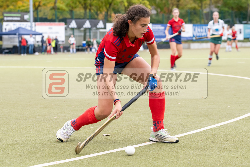 SFE_20231022_0073 | Deutsche Meisterschaft Weibliche U16 Finale Uhlenhorst Mülheim - Düsseldorfer HC am 22.10.2023 in Köln (Düsseldorfer Hockeyclub 1905 e.V.), Photo: Stephan Fehrmann 2023 (Sports-Gallery)