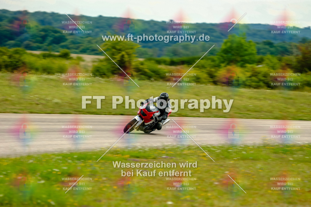 Chambley Juli-3238 | Hier findet Ihr Bilder von Touristenfahrten auf der Nürburgring Nordschleife oder von anderen Veranstaltungen die ich besucht habe. Viel Spass beim Durch Schauen 