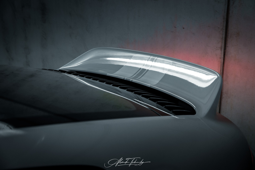 R6PZ3571 _Alexander Tschuncky | Entdecken Sie die faszinierende Welt von Alexander Tschuncky Arts: Kreative Fotografie, atemberaubende Automobilkunst und hochwertiger Bilderdruck. Lassen Sie sich inspirieren! - Realisiert mit Pictrs.com