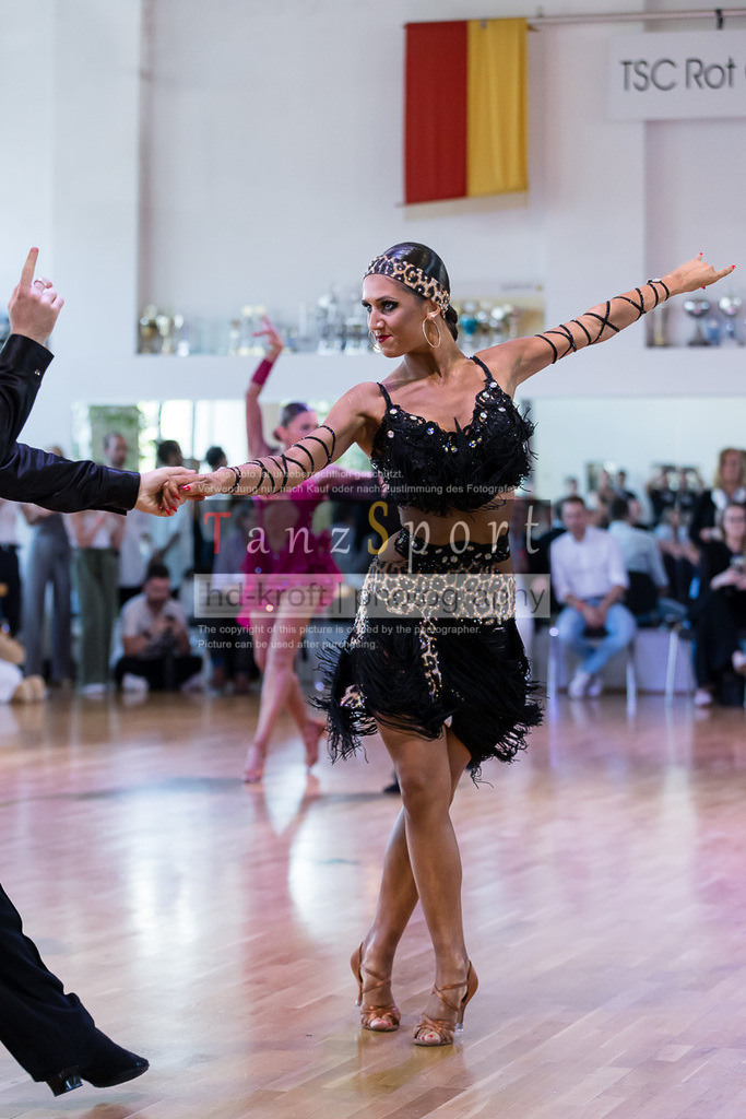 20240616_D-Cup-HGR-Latein_4598 | Tanzsportbilder, Standardtanz, Lateintanz, WDSF, DTV, LTVB, dancecomp, goc, hessen tanzt, blaues band der spree, walzer, tango, wiener walzer, slowfox, quickstepp, samba, rumba, cha-cha-cha, paso doble. jive, hd-kroft photography, turniertanzsport