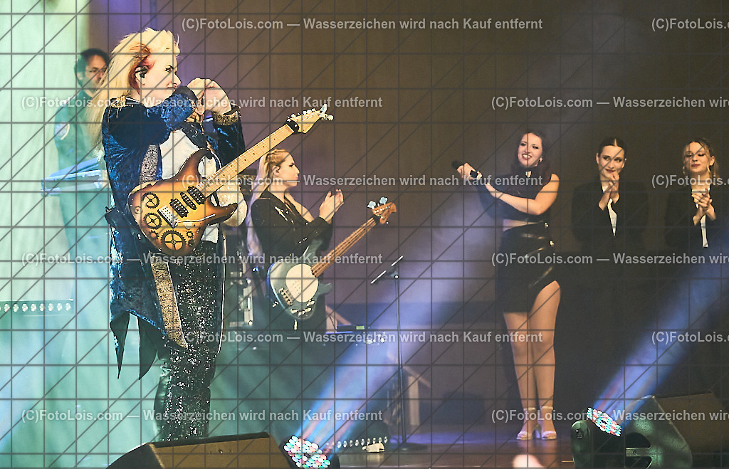 ALP8538_Tribute_Michael Jackson_Batten Jenifer | (C)FotoLois.com, Alois Spandl.  Michael Jackson Tribute-Konzert im Wieselburger NV-Forum, Mi 30. Oktober 2024.