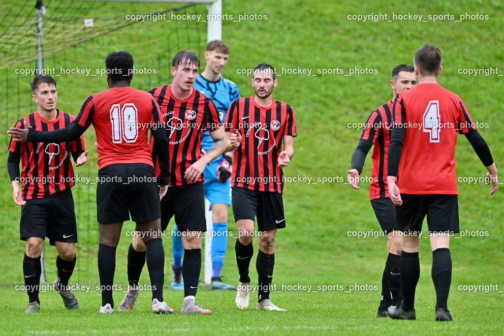 FC Faakersee vs. FC-WR Nussdorf Debant | Jubel FC WR Nussdorf Mannschaft, #10 Rashidi Mohamed Udikaluka FCWR Nussdorf Debant, #14 Dino Zenkovic FCWR Nussdorf Debant, FC Faakersee vs. FC-WR Nussdorf Debant, FC Faakersee vs. FC-WR Nussdorf Debant am 28.09.2024 in Finkenstein (Sportplatz Faakersee), Austria, (Photo by Bernd Stefan)