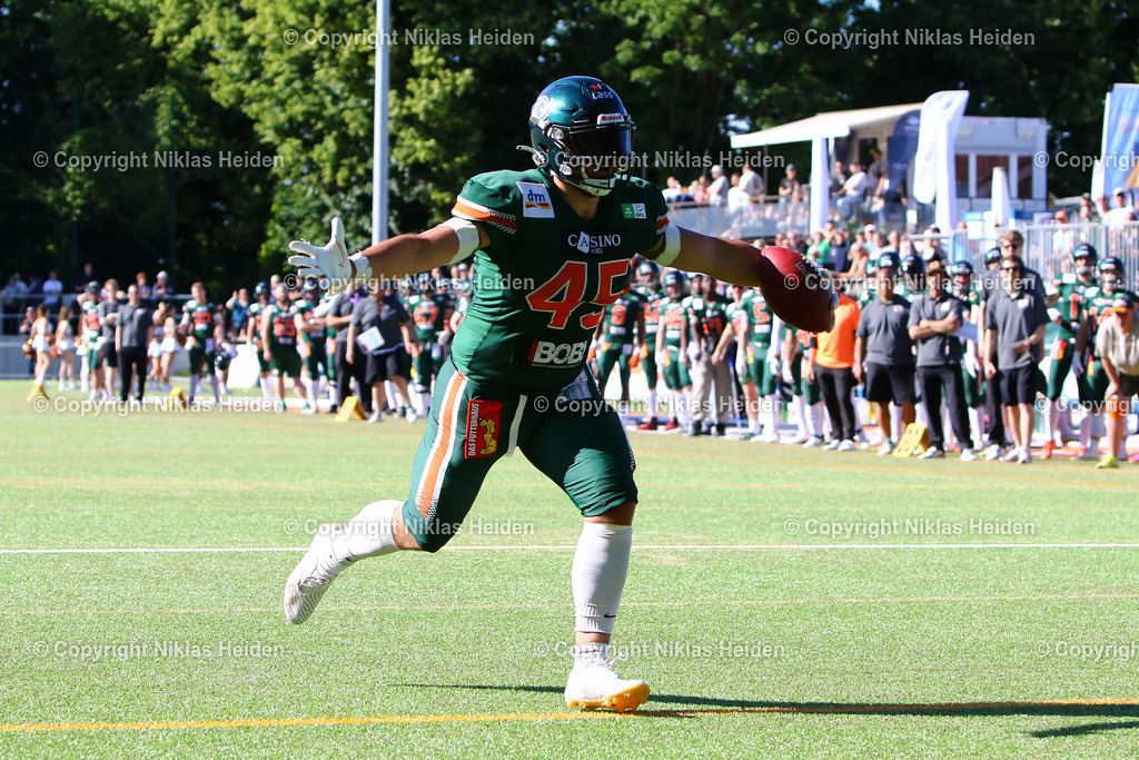 NH_KielBalticHurricanes_BerlinRebels_GermanFootballLeague_22062024 | #45 Saleem Iqbal (Kiel Baltic Hurricanes)Football I Herren I Erima German Football League I Saison 2024 I 4. Spieltag I Kiel Baltic Hurricanes - Berlin Rebels I 22.06.2024 I Kilia-Sportplätze