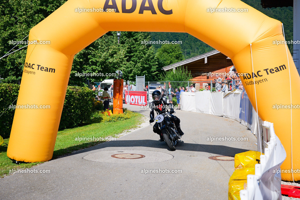 P1025916 | Erleben Sie atemberaubende, hochqualitative Fotos Ihrer Fahrt entlang der malerischen Alpenstraßen. Besuchen Sie alpineshots.com, um professionelle Aufnahmen Ihrer unvergesslichen Reise zu finden und zu kaufen - Realisiert mit Pictrs.com