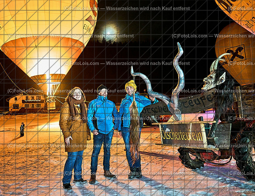 ALP8188_Nacht der Ballone_Aigner Paula-Fritz-Gertraud | (C)FotoLois.com, Alois Spandl. NACHT DER BALLONE im Weitental vor der Ötscherlift-Talstation, Ballonsportclub Ötscherland & Ötscher Tourismusverband, Do 28. Dez. 2023.