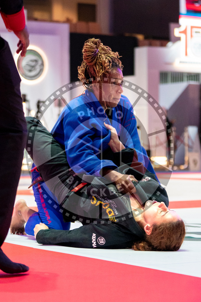 20231107PBB4367 | Fighters compete during the AJP World Master Championship in the Mubadala Arena in Abu Dhabi, Arab United Emirates, on November 7, 2023.