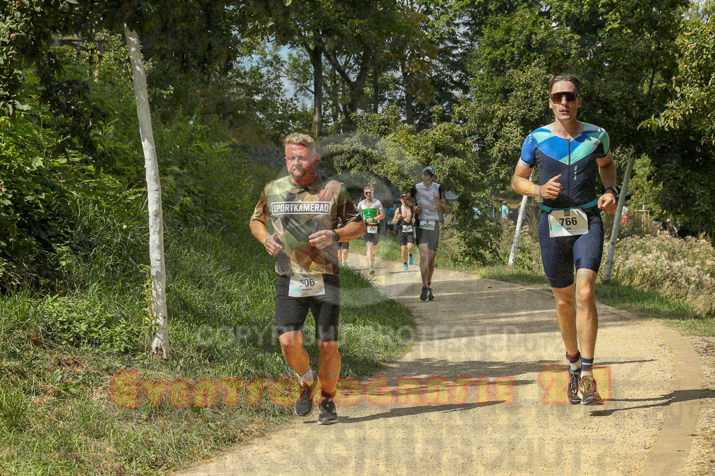 250824_1412_EX1_5328 | Sportfotografie im Rhein-Sieg Kreis, Köln, Bonn, NRW, Rheinland Pfalz, Hessen, etc. Unser Tätigkeitsfeld umfasst den Laufsport vom Volkslauf über den Marathon, Duathlon, Triathon bis zum Ultralauf wie Kölnpfad Ultra oder Schindertrail.