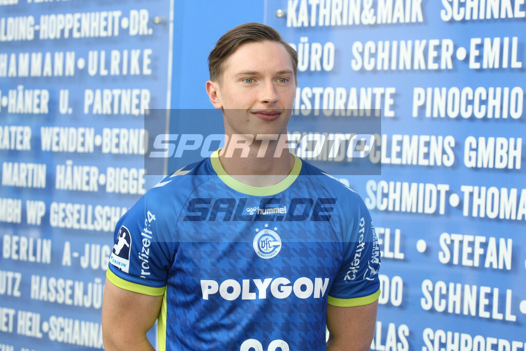 VfL Gummersbach Team 25/26 | Ole Pregler, VfL Gummersbach Team 25/26 - © Sportfoto-Sale (MK) - Realisiert mit Pictrs.com