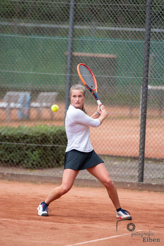 Tennis Wiefelstede Frauen | Tennis Wiefelstede Frauen am 09.06.2024 in Wiefelstede (Am Breeden), Photo: Philip Eiben 2024 - Realisiert mit Pictrs.com