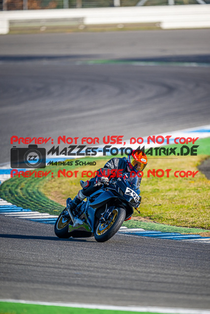 MaZZes_FotoMatrix_230410_0192 | GELB