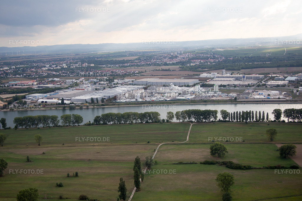 Luftbild: Worms Industriegebiet N von Osten in Worms im Bundesland Rheinland-Pfalz in Deutschland. Foto: IMG_084253.jpg vom 02.09.2015 durch Werner Riehm/FLY-FOTO.de