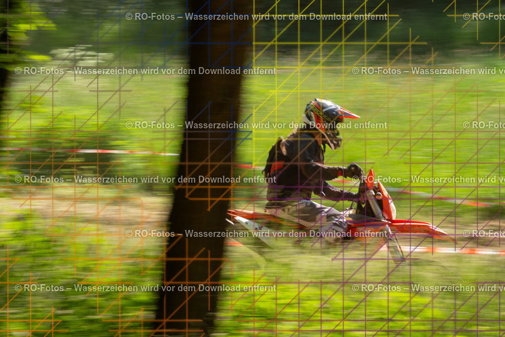 Wolfshausen 3 Lauf -1146 | Sportfotografie von RO-Fotos: Motorsport, Motocross, Enduro, Laufveranstaltungen und Triathlon. Professionelle Fotos von Sportlern und Events. - Realisiert mit Pictrs.com