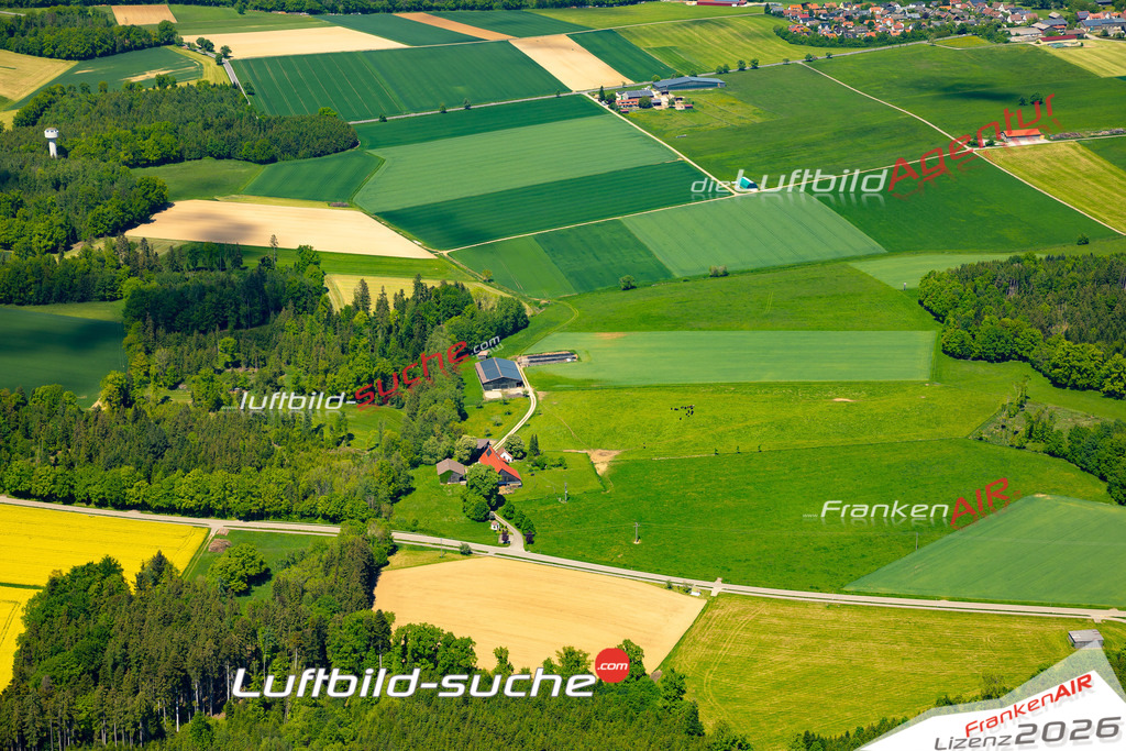 Schrägluftbild  Zeirenhof  Schechingen - Das Luftbild wurde 2025 vom UL-Flugzeug heraus erstellt ( keine Drohne ) - Hochauflösende Luftaufnahme -Nicht vergleichbar mit Google Maps oder Satelittenbilder- Die Geschenkidee !Mit Lizenz und Bildrechte bestellbar