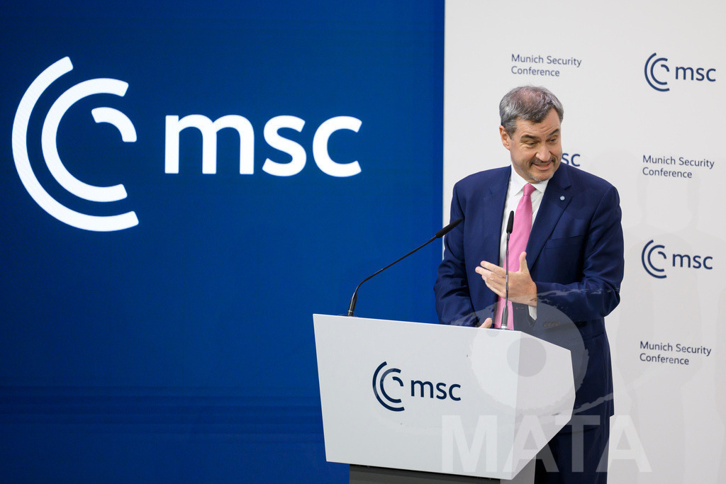 _DWI3435 | MATA IndoCon - Realisiert mit Pictrs.com