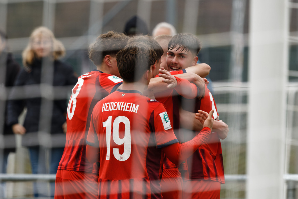 20260412-FCHS04_081 | 1.FC Heidenheim 1846 vs. FC Schalke 04, Fußball, U19, A-Junioren, NWL, U19-DFB-Nachwusliga, 2025/2026, 8. Spieltag, 12.04.2026 in Heidenheim, Walter-Birkhold-Jugendstadion (Foto: Michael Bulling) - Realisiert mit Pictrs.com