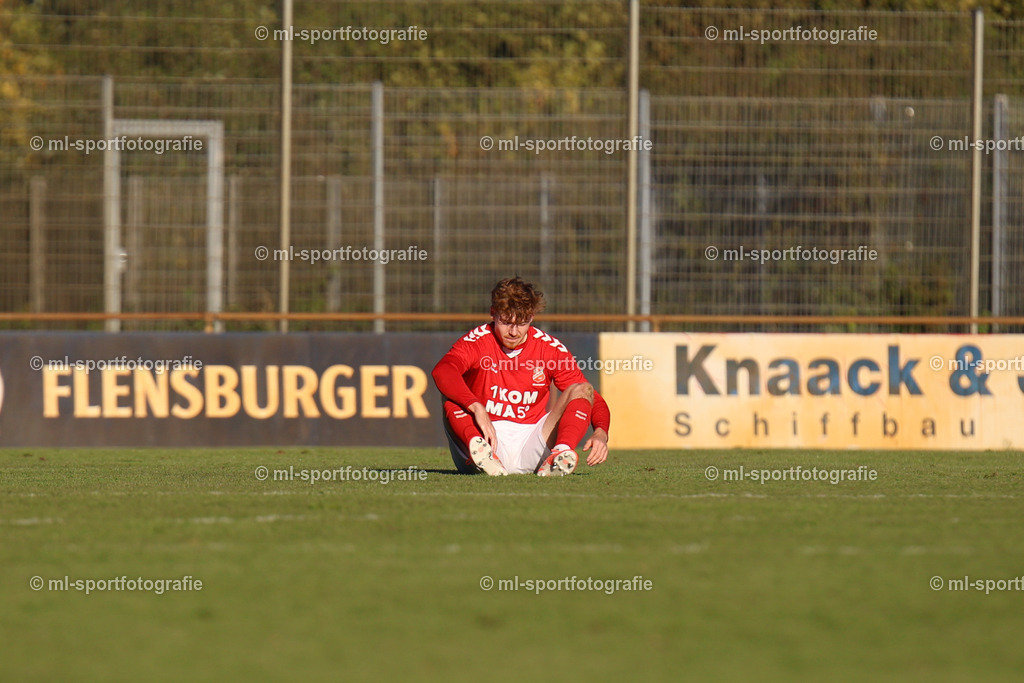 Fußball I Herren I Saison 2025/2026 I Oberliga Schleswig-Holstein I 13. Spieltag I SV Eichede - Heider SV | ml-sportfotografie - Realisiert mit Pictrs.com