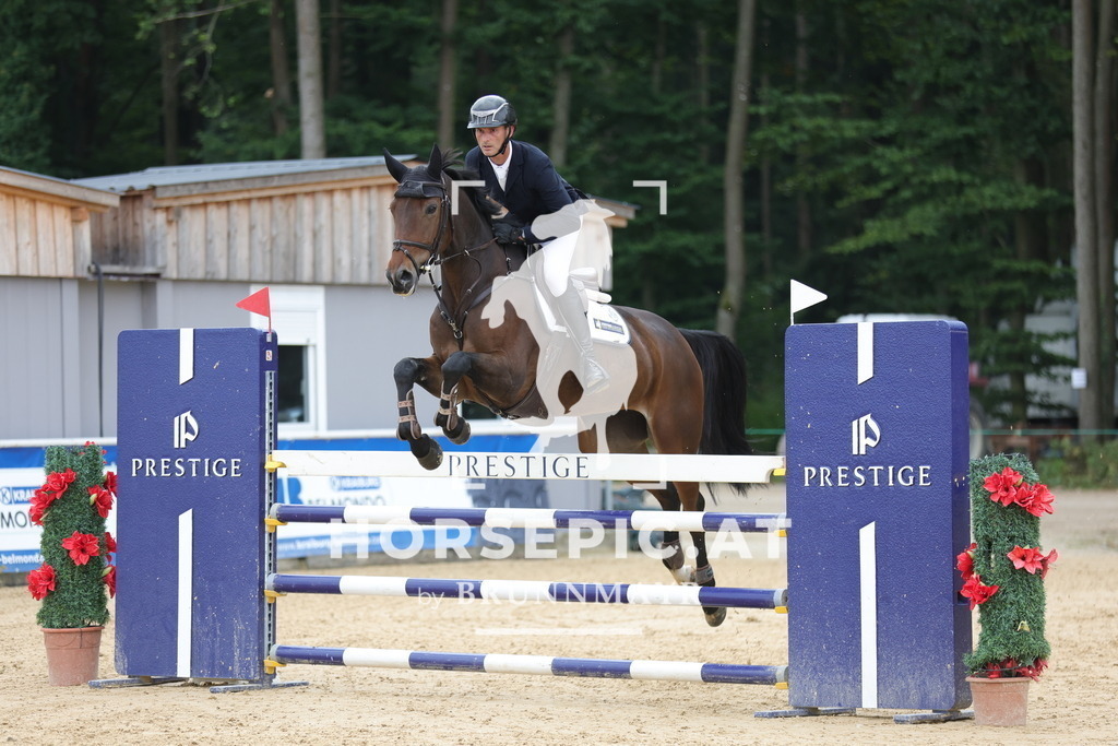 0P6A6328 | Willkommen bei Brunnmayr - Design & Fotografie – Ihrem Spezialisten für Reitturniere und Pferdeveranstaltungen in Oberösterreich, Salzburg und Bayern! Seit über 17 Jahren sind wir leidenschaftlich dabei.