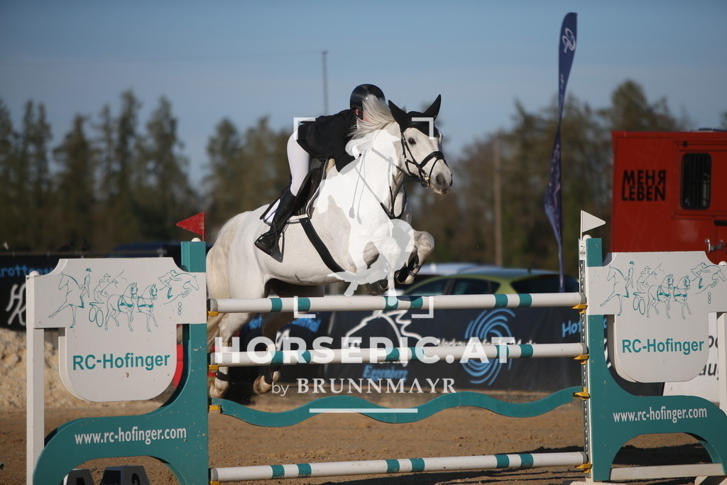 PP015996 | Willkommen bei Brunnmayr - Design & Fotografie – Ihrem Spezialisten für Reitturniere und Pferdeveranstaltungen in Oberösterreich, Salzburg und Bayern! Seit über 17 Jahren sind wir leidenschaftlich dabei.