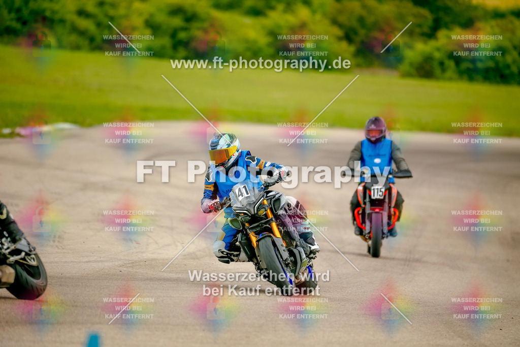 _MOT2449 | Hier findet Ihr Bilder von Touristenfahrten auf der Nürburgring Nordschleife oder von anderen Veranstaltungen die ich besucht habe. Viel Spass beim Durch Schauen 