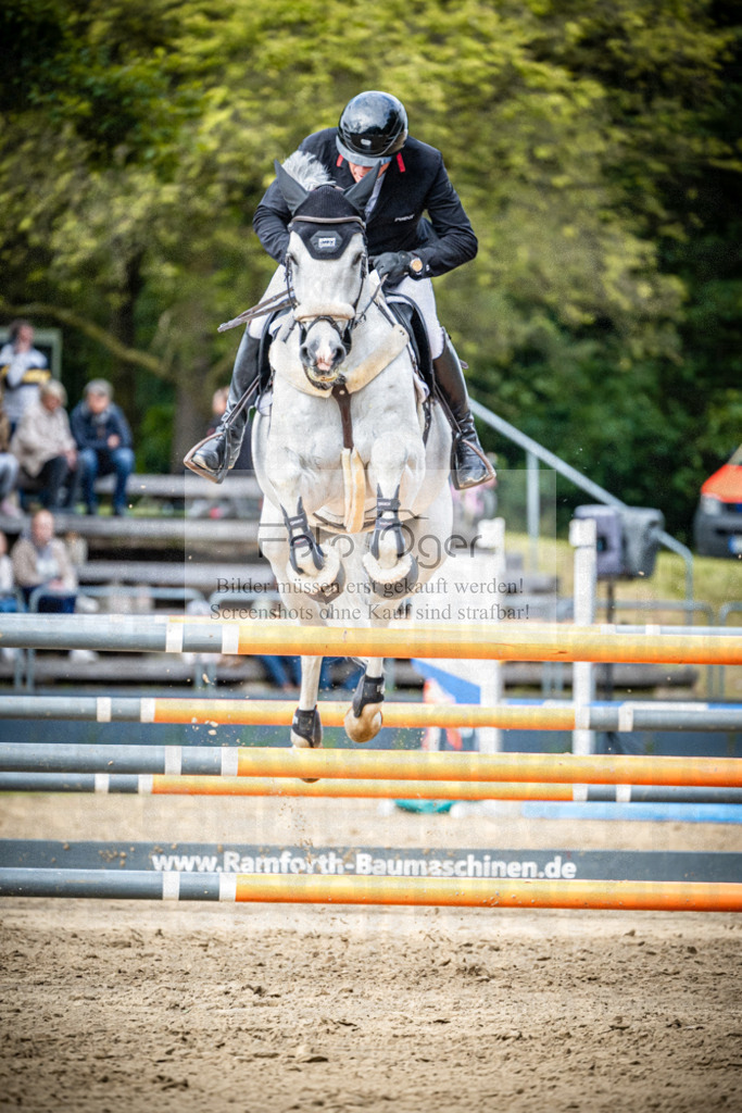 Sielturnier 2026-14-0063 | Entdecke hochwertige Reitturnierfotos von Foto Oger. Professionell, emotional und authentisch – jetzt Lieblingsmomente im Shop bestellen.Deutschlandweite Turnierfotografie. - Realisiert mit Pictrs.com