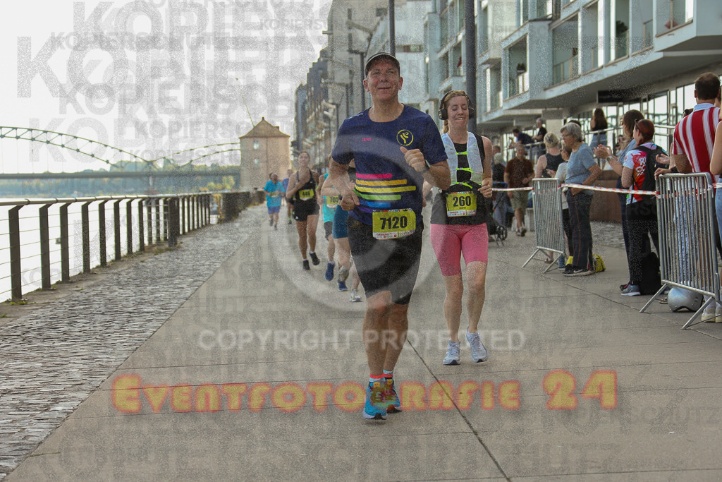 250920_1449_EX1_7779 | Sportfotografie im Rhein-Sieg Kreis, Köln, Bonn, NRW, Rheinland Pfalz, Hessen, etc. Unser Tätigkeitsfeld umfasst den Laufsport vom Volkslauf über den Marathon, Duathlon, Triathon bis zum Ultralauf wie Kölnpfad Ultra oder Schindertrail.