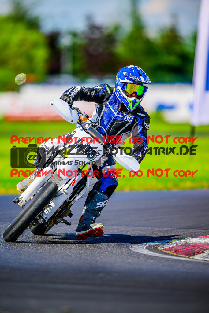 MaZZes_FotoMatrix_240714_6007705_3000 | S4
